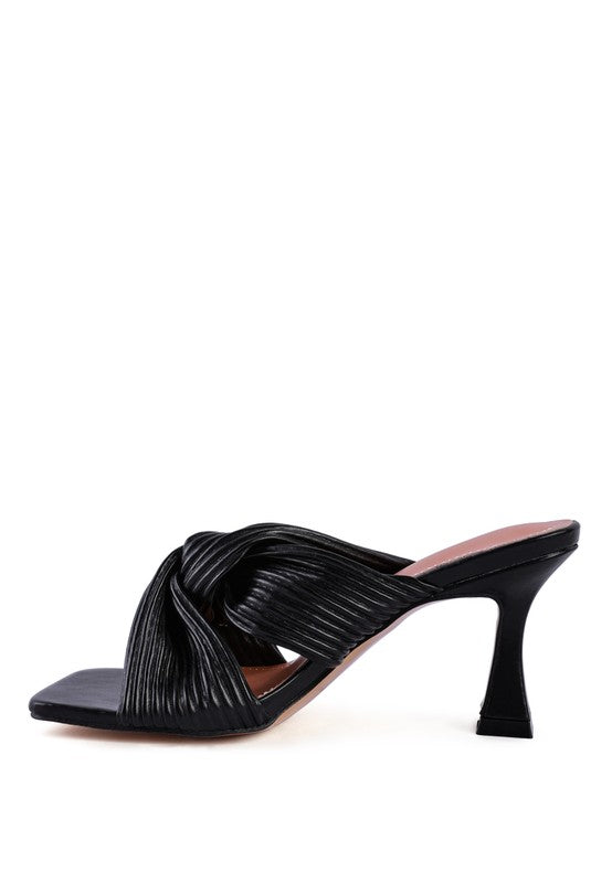 The Fuchsia Sandal