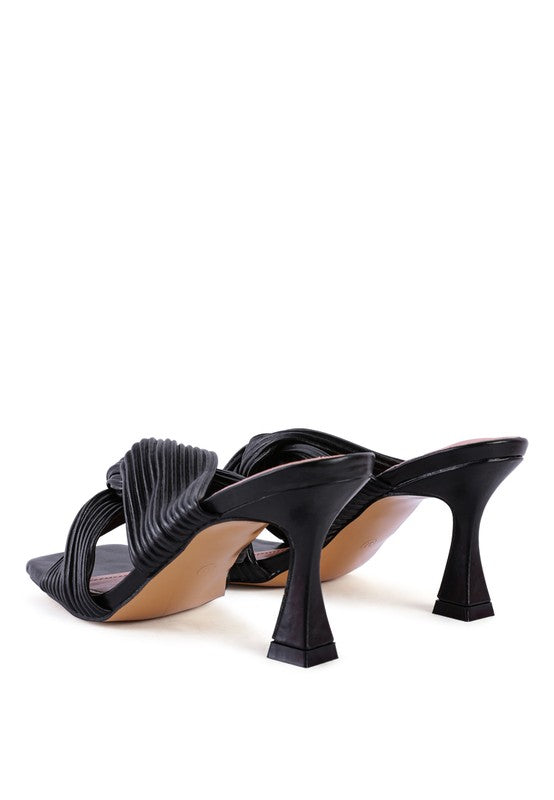 The Fuchsia Sandal