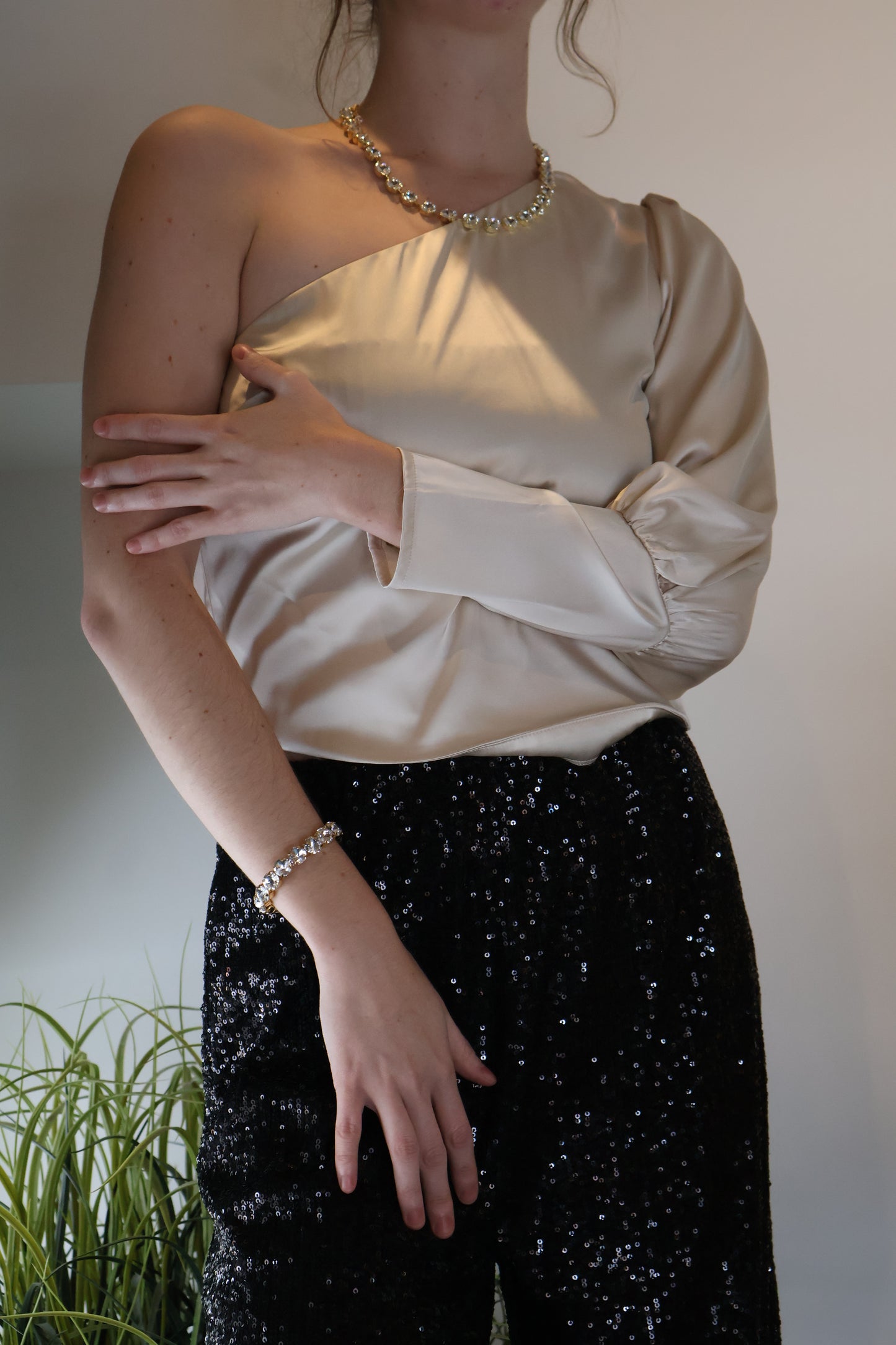 Good Time One Shoulder Satin Crop Top