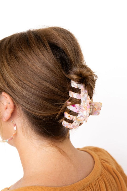 Catherine Hair Claw in Peachy Pink