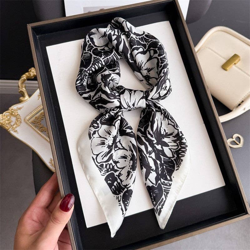 Fashion Print Square Scarf: PINK