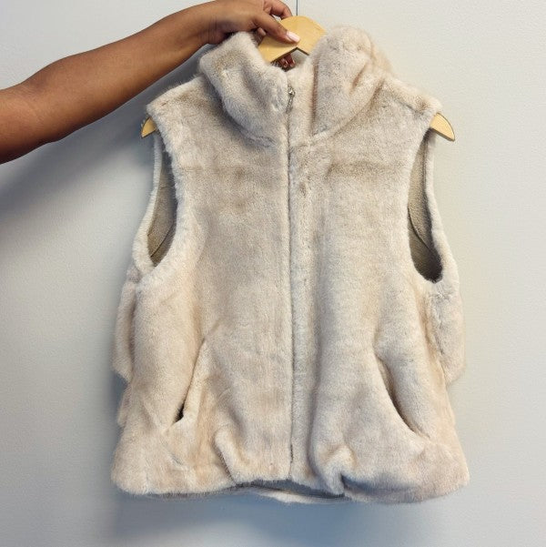 Rhelm Hooded Vest – Rhelm