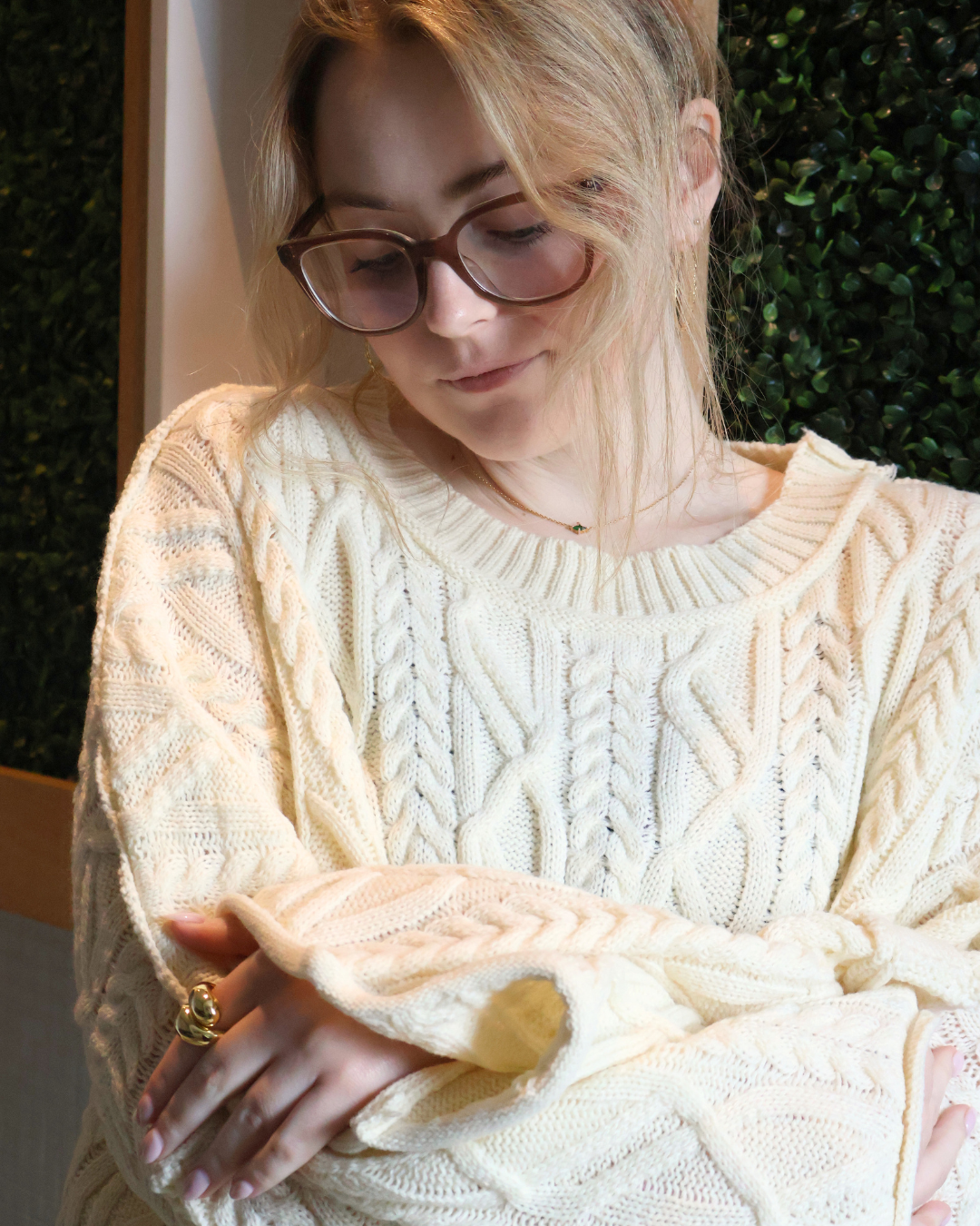 Women’s Cropped Cable Knit Sweater