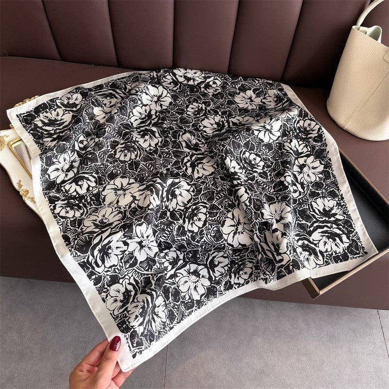 Fashion Print Square Scarf: PINK
